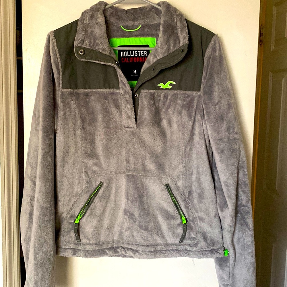 Hollister Fleece Pullover